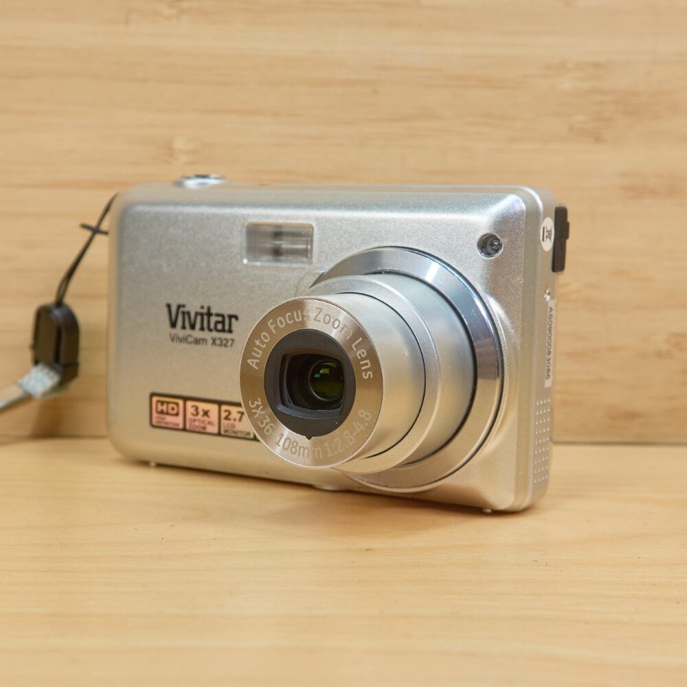 Vivitar ViviCam X327 10.1 mp Digital Camera, 3x optical Zoom